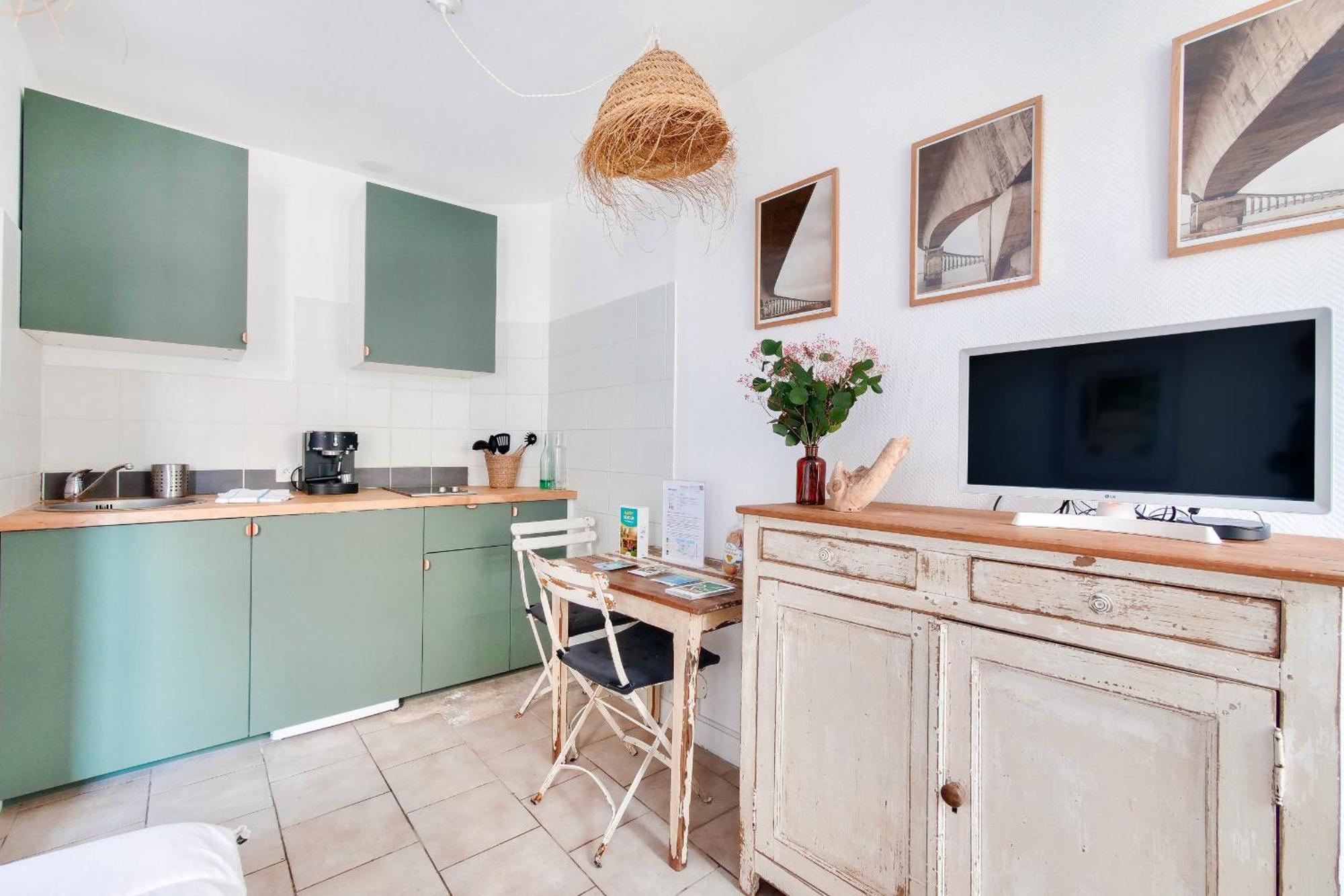 La Suite 24 - Studio Avec Terrasse A 100M Du Port De Saint-Martin-de-Ré Exteriör bild