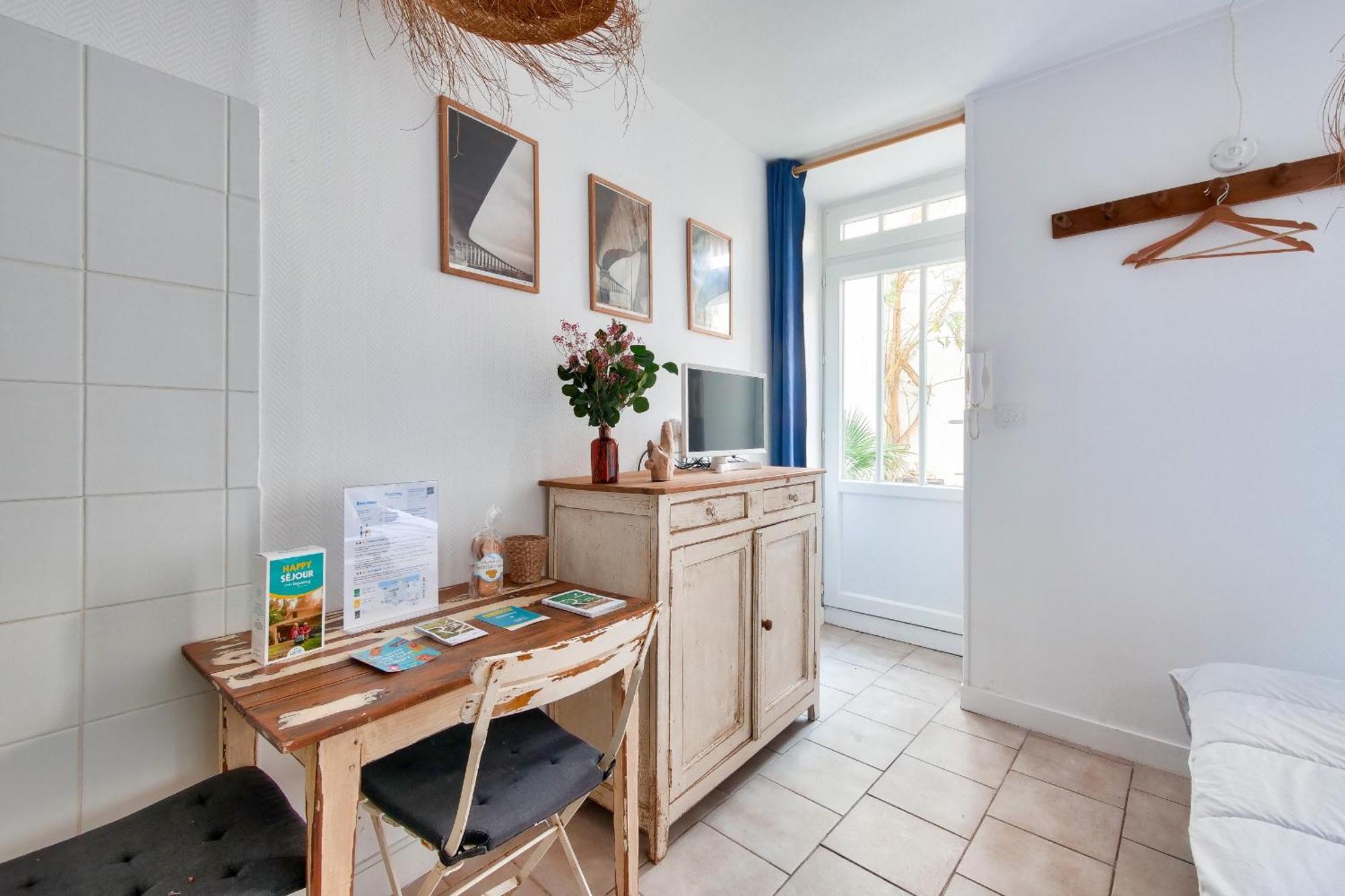 La Suite 24 - Studio Avec Terrasse A 100M Du Port De Saint-Martin-de-Ré Exteriör bild